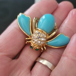 Joan Rivers Bee Brooch